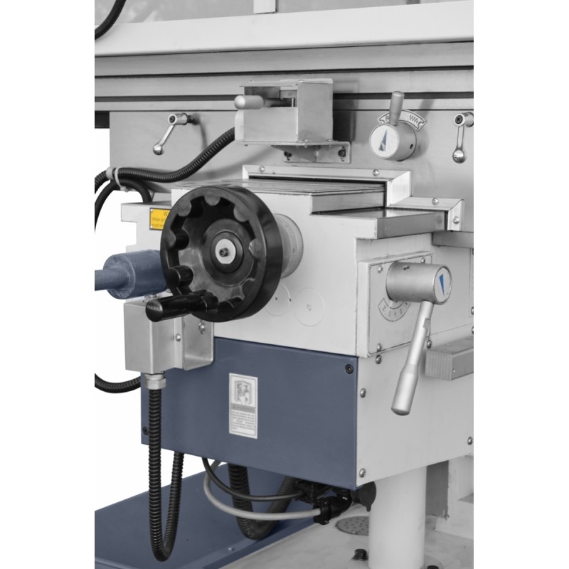 Frezarka uniwersalna UWF 130 SERVO