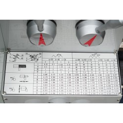Универсален конвенционален струг CORMAK 330 x 915, 400 V, с основа + ножове + шип